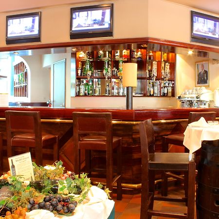 Cafe De Rome Hotel Dakar Ngoại thất bức ảnh