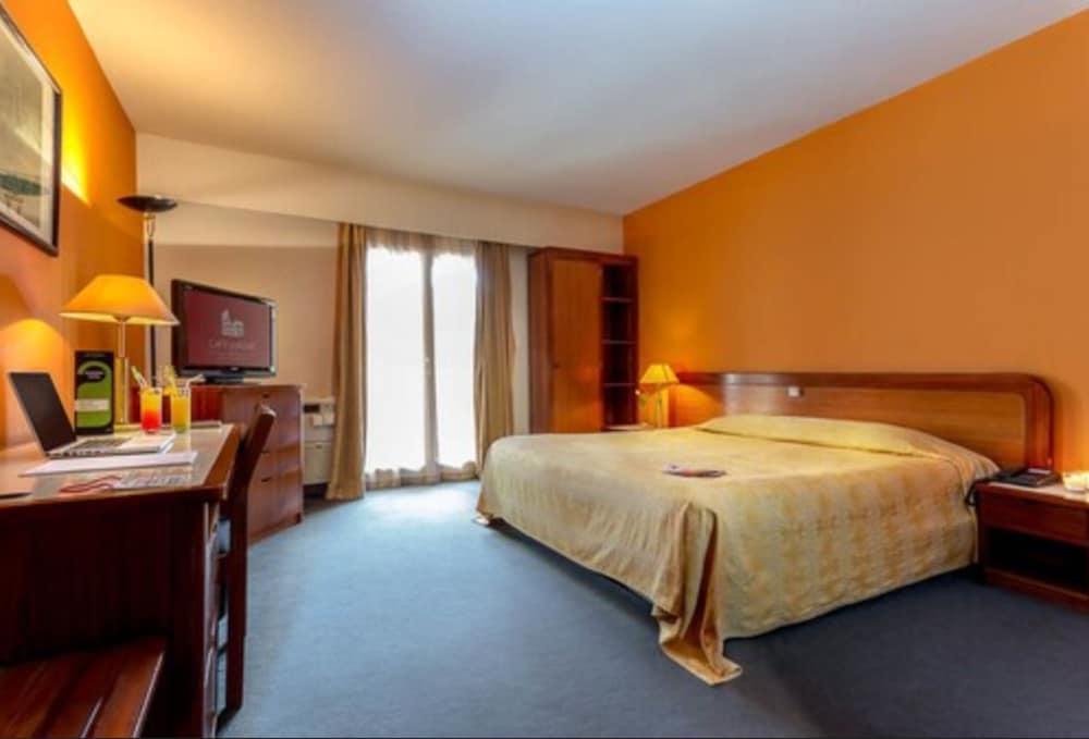 Cafe De Rome Hotel Dakar Ngoại thất bức ảnh