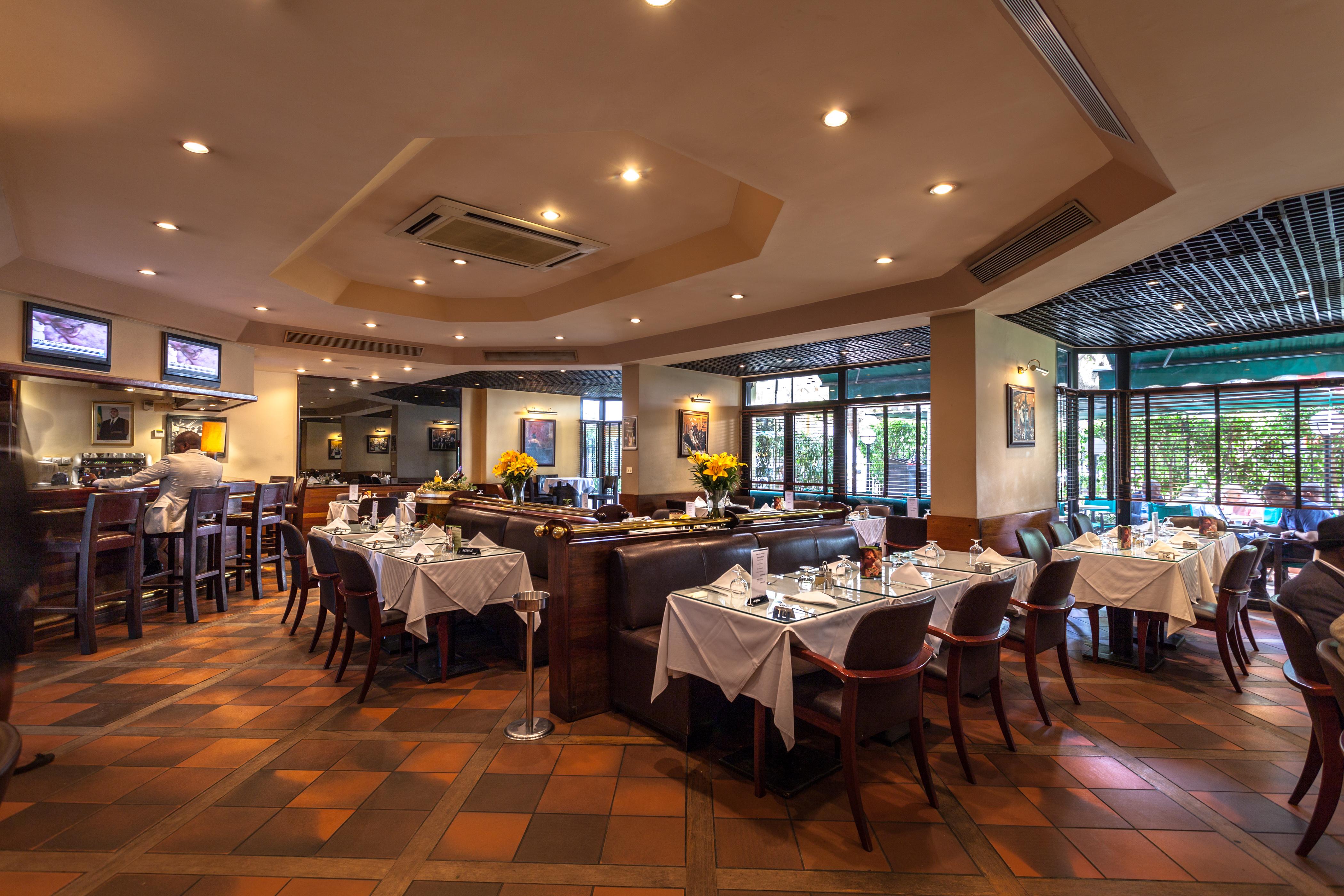 Cafe De Rome Hotel Dakar Ngoại thất bức ảnh